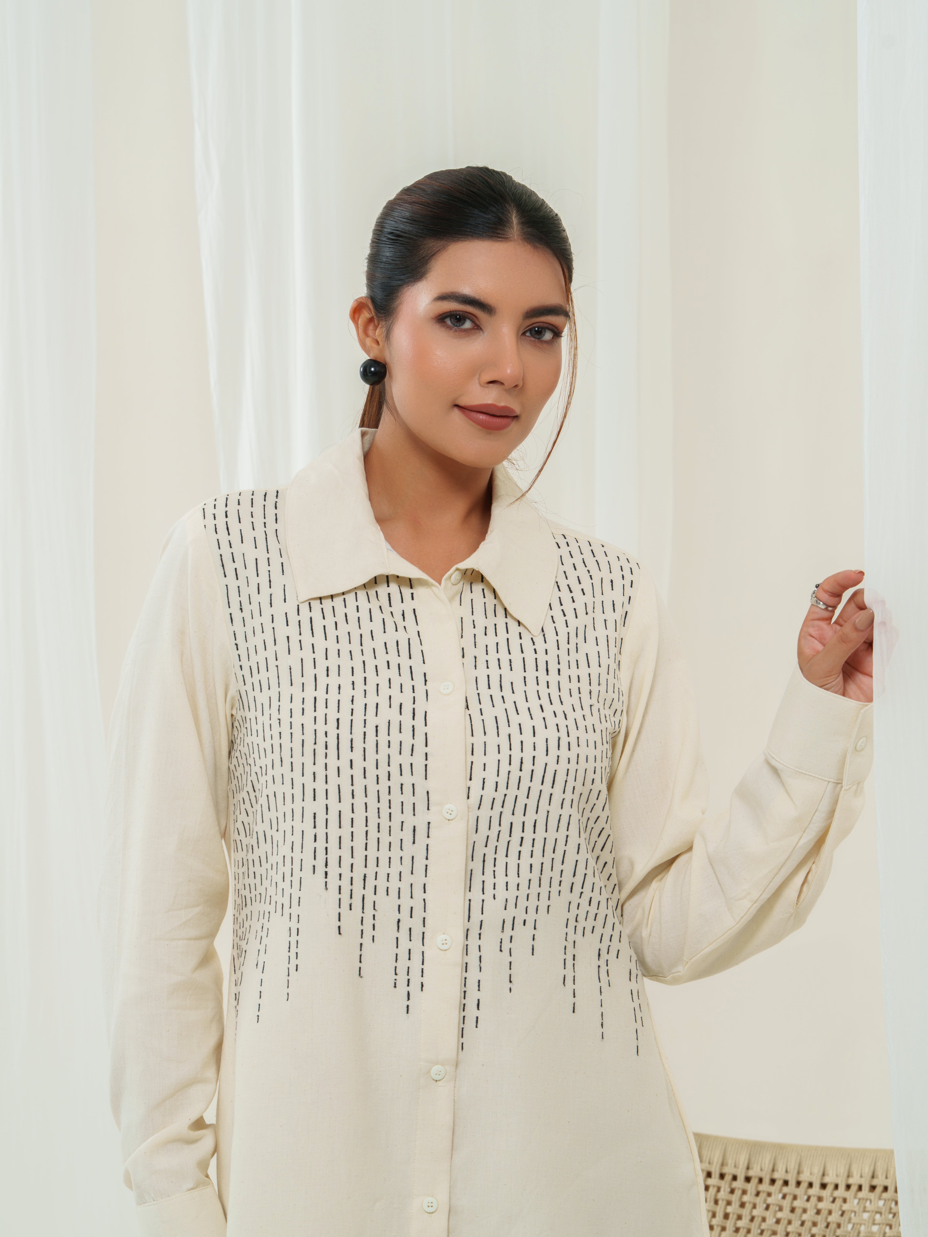 Dashed - thread line shirt dress